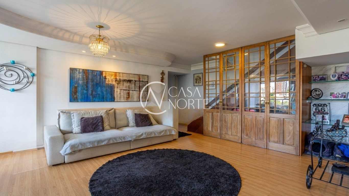 Cobertura à venda com 3 quartos, 211m², 1 suíte, 2 vagas, Rua Luiz Só no bairro Petrópolis em Porto Alegre