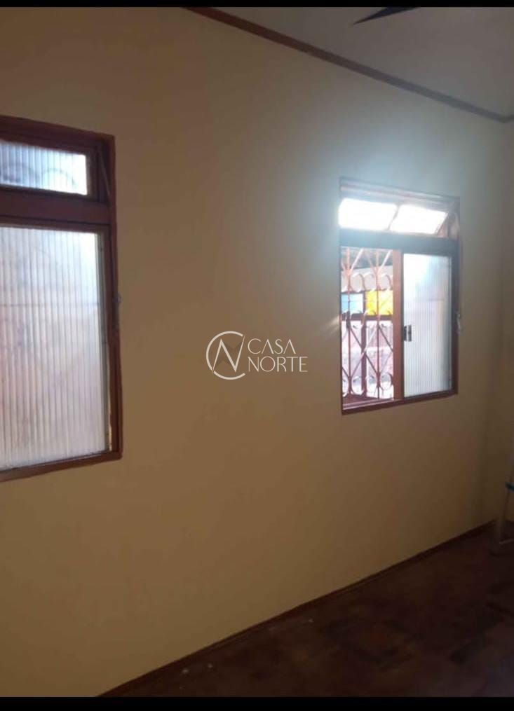 Casa à venda com 3 quartos, 120m², 2 vagas, Rua Sabino Pereira Nunes Quadra D no bairro Restinga em Porto Alegre