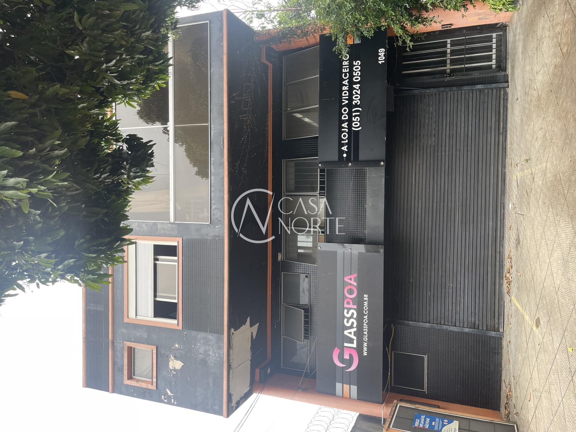 Prédio Comercial à venda com 3 quartos, 120m², 3 vagas, Rua Serro Azul no bairro Santa Maria Goretti em Porto Alegre