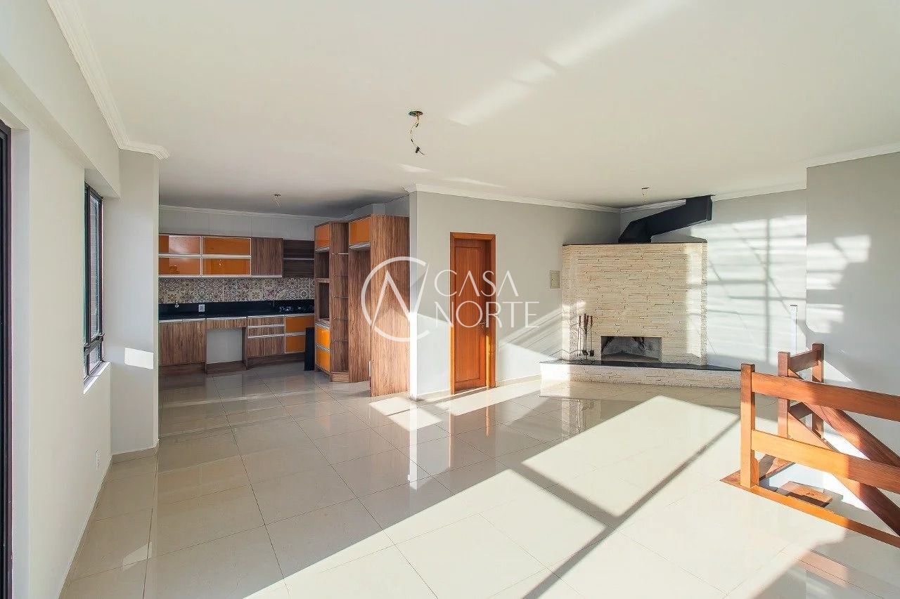 Cobertura à venda com 3 quartos, 222m², 1 suíte, 2 vagas, Rua Pedro Ivo no bairro Mont Serrat em Porto Alegre