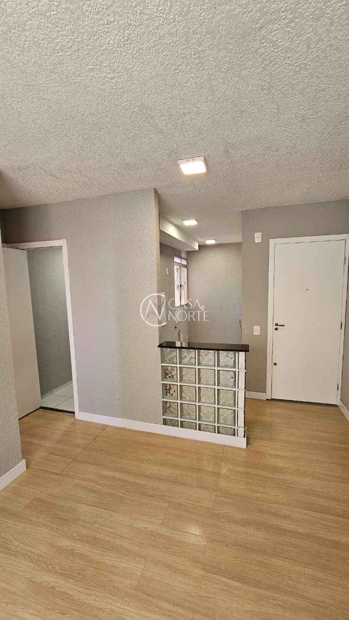 Apartamento à venda com 2 quartos, 40m², 1 vaga, Avenida Francisco Silveira Bitencourt no bairro Sarandi em Porto Alegre