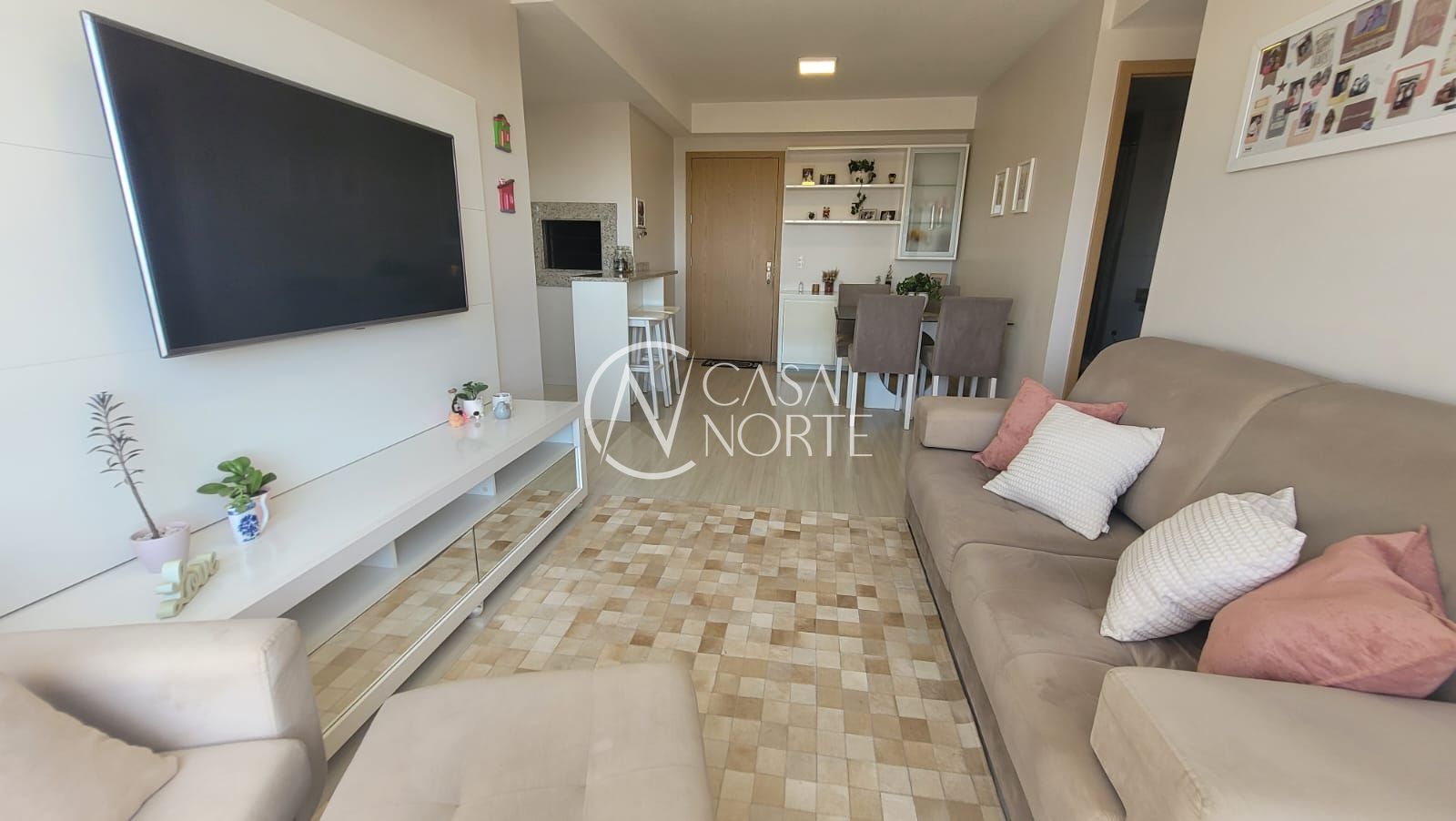 Apartamento à venda com 2 quartos, 68m², 1 suíte, 1 vaga, Rua Mauro Guedes de Oliveira no bairro Jardim Lindóia em Porto Alegre