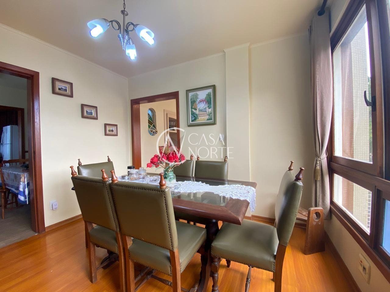 Apartamento à venda com 3 quartos, 146m², 1 suíte, 3 vagas, Rua Cabral no bairro Rio Branco em Porto Alegre