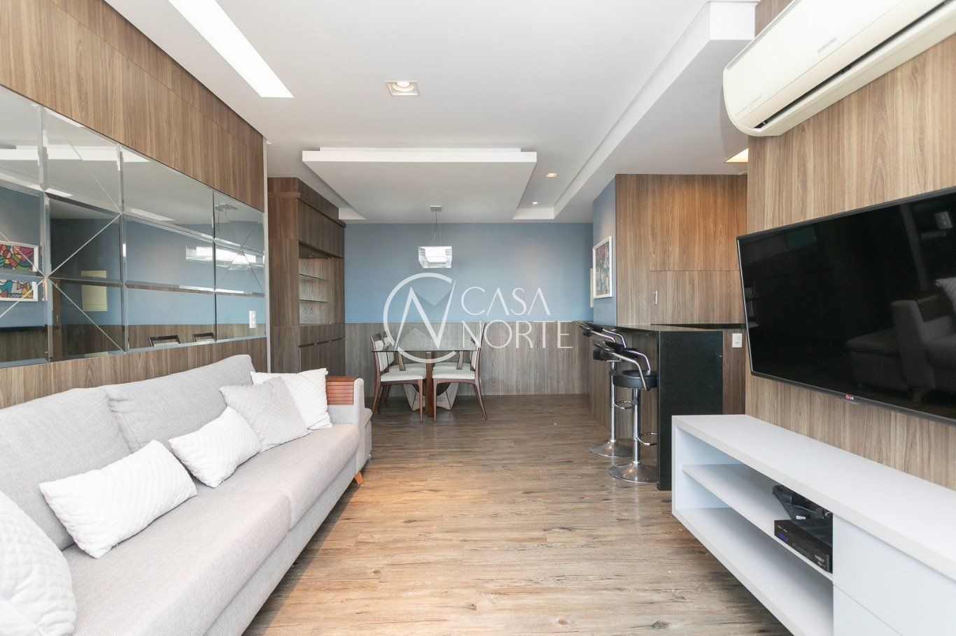 Apartamento à venda com 3 quartos, 83m², 1 suíte, 2 vagas, Rua Mauro Guedes de Oliveira no bairro Jardim Lindóia em Porto Alegre