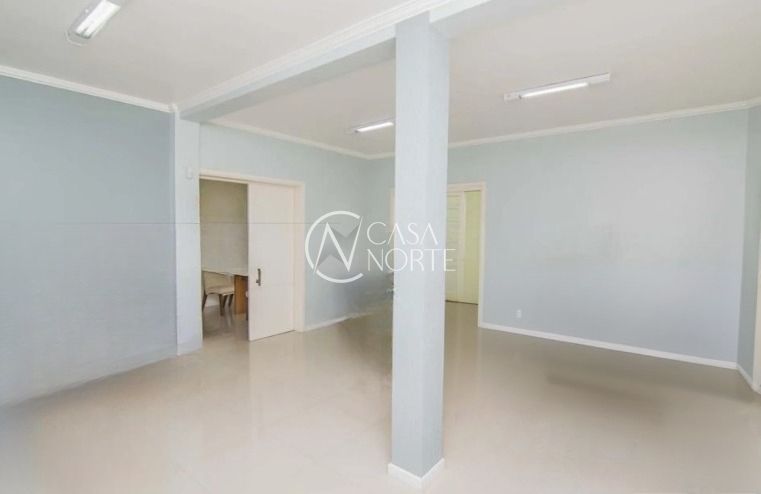 Casa à venda com 4 quartos, 326m², 4 suítes, 4 vagas, Rua Parque dos Nativos no bairro Vila Ipiranga em Porto Alegre