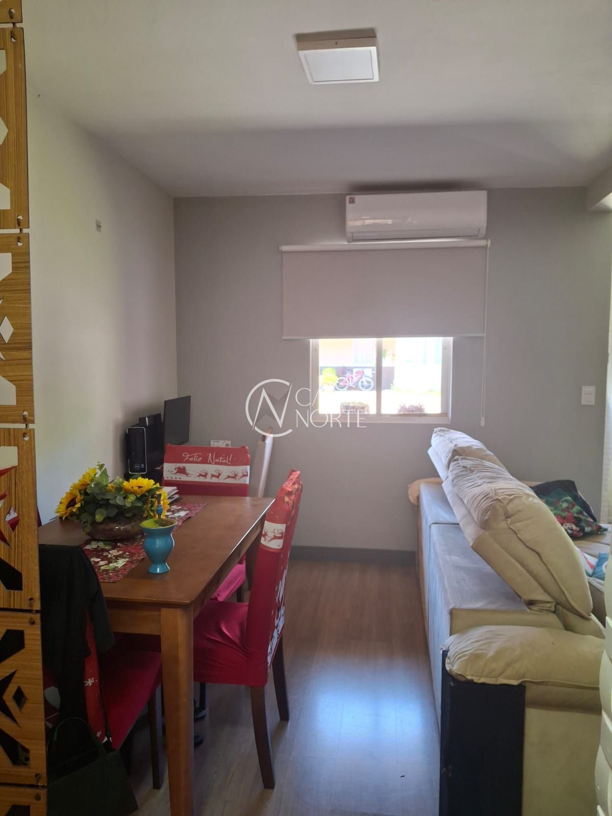 Casa de Condomínio à venda com 3 quartos, 113m², 1 suíte, 2 vagas, Avenida João Ferreira Jardim no bairro Parque Santa Fé em Porto Alegre