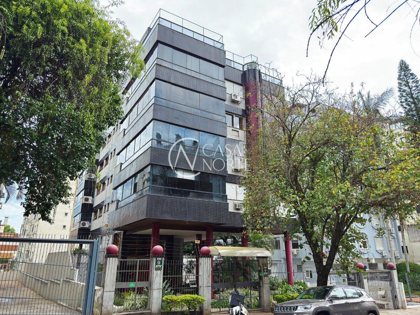 Cobertura à venda com 3 quartos, 155m², 1 suíte, 2 vagas, Rua Pedro Ivo no bairro Mont Serrat em Porto Alegre