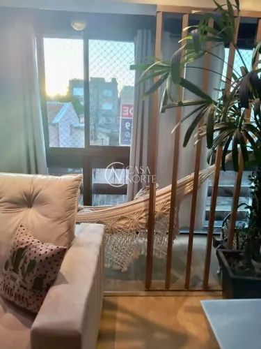 Apartamento à venda com 2 quartos, 103m², 1 suíte, 2 vagas, Rua Arnaldo Balve no bairro Jardim Itu em Porto Alegre