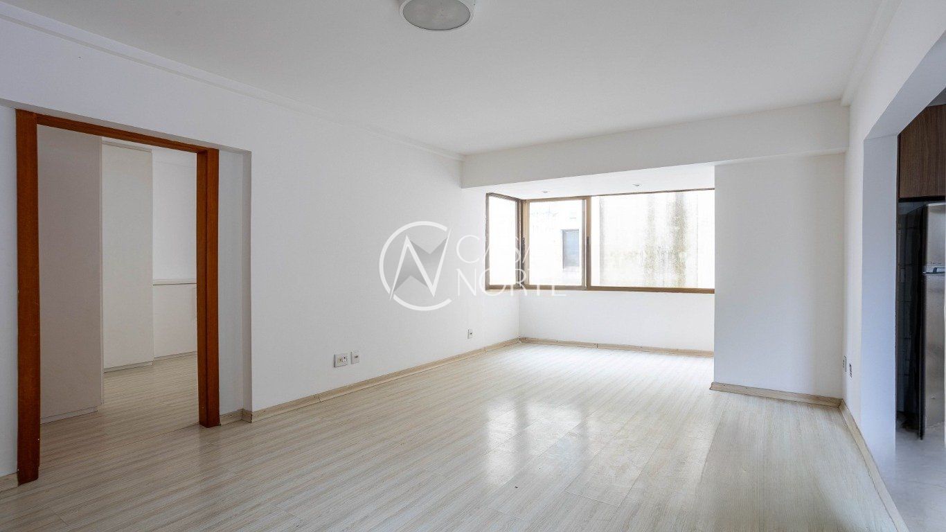 Apartamento Garden à venda com 1 quarto, 50m², 1 vaga, Barão de Cotegipe no bairro São João em Porto Alegre