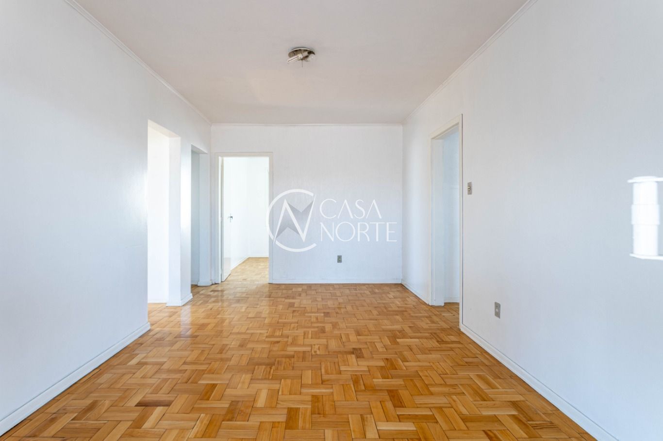 Apartamento Garden à venda com 3 quartos, 89m², Rua São Manoel no bairro Santana em Porto Alegre
