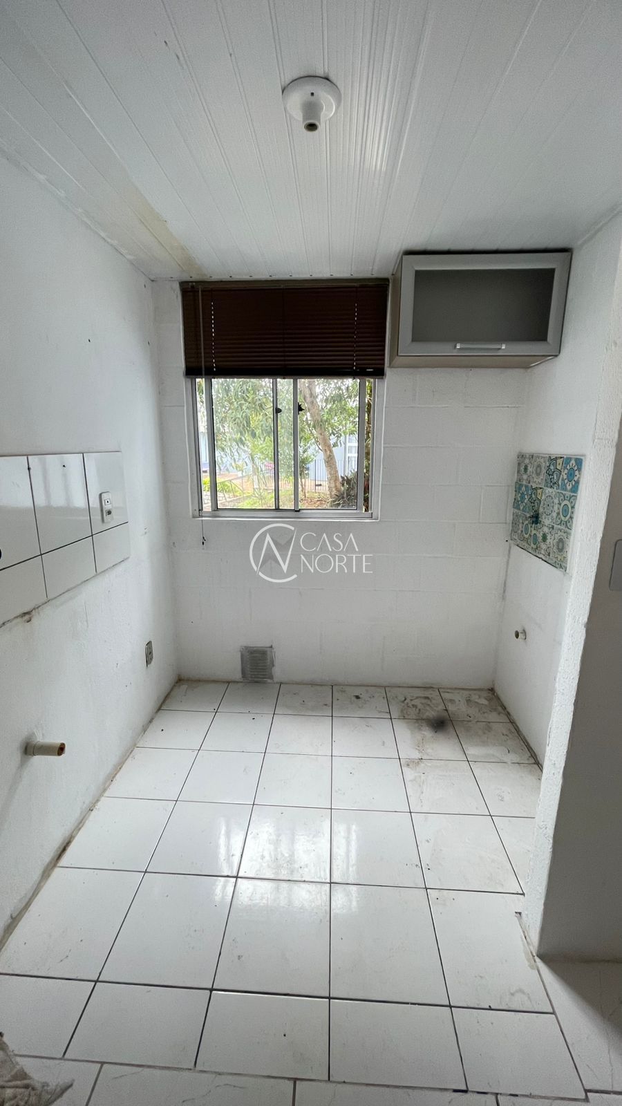 Apartamento à venda com 2 quartos, 38m², 1 vaga, Estrada Cristiano Kraemer no bairro Vila Nova em Porto Alegre