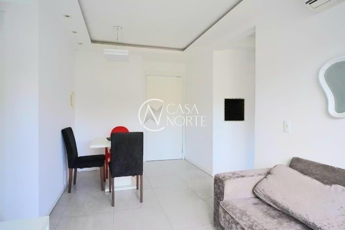 Apartamento à venda com 2 quartos, 56m², 1 suíte, 1 vaga, Rua Engenheiro João Luderitz no bairro Sarandi em Porto Alegre