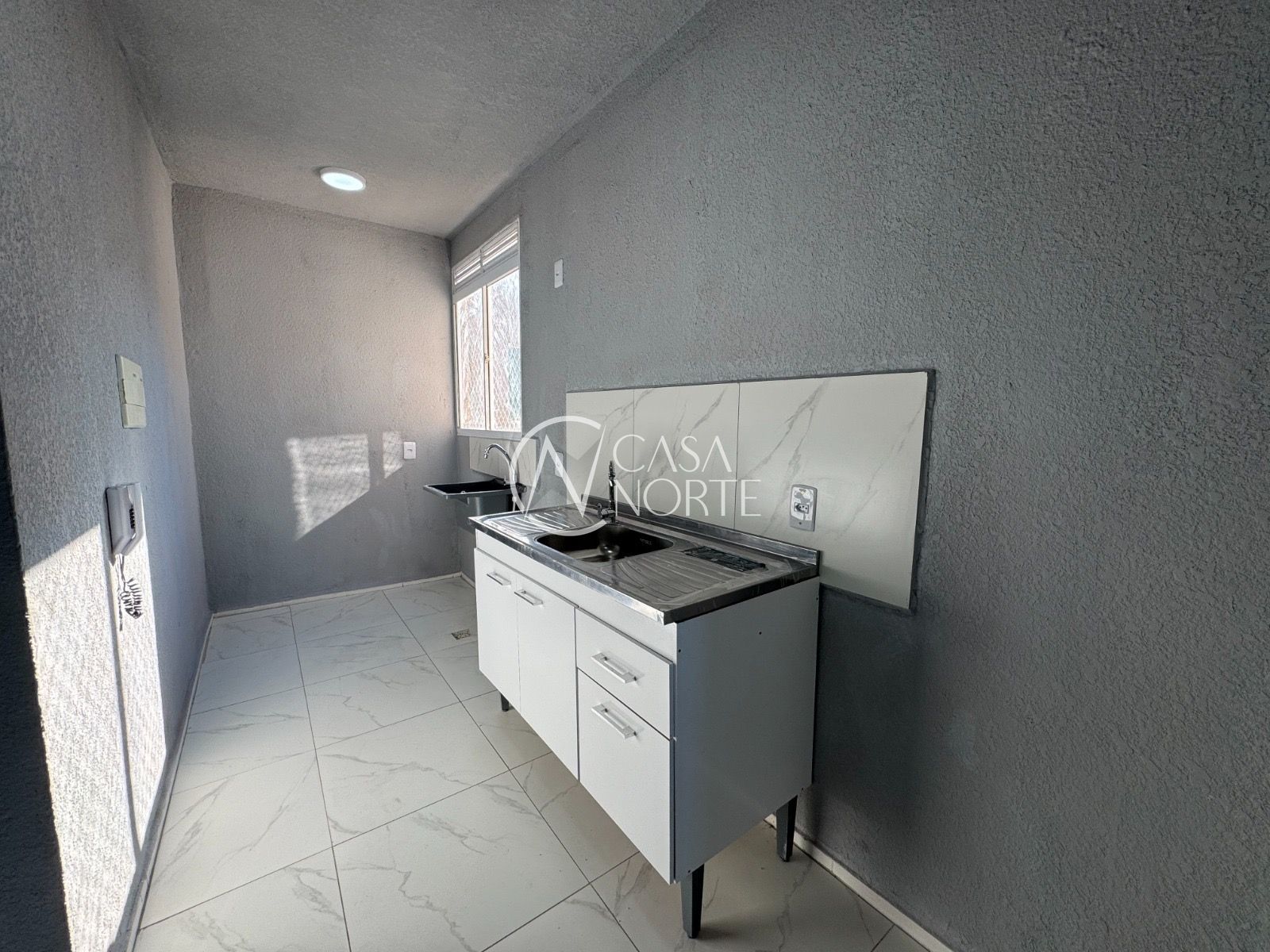 Apartamento à venda com 2 quartos, 42m², 1 vaga, Avenida Souza Melo no bairro Sarandi em Porto Alegre