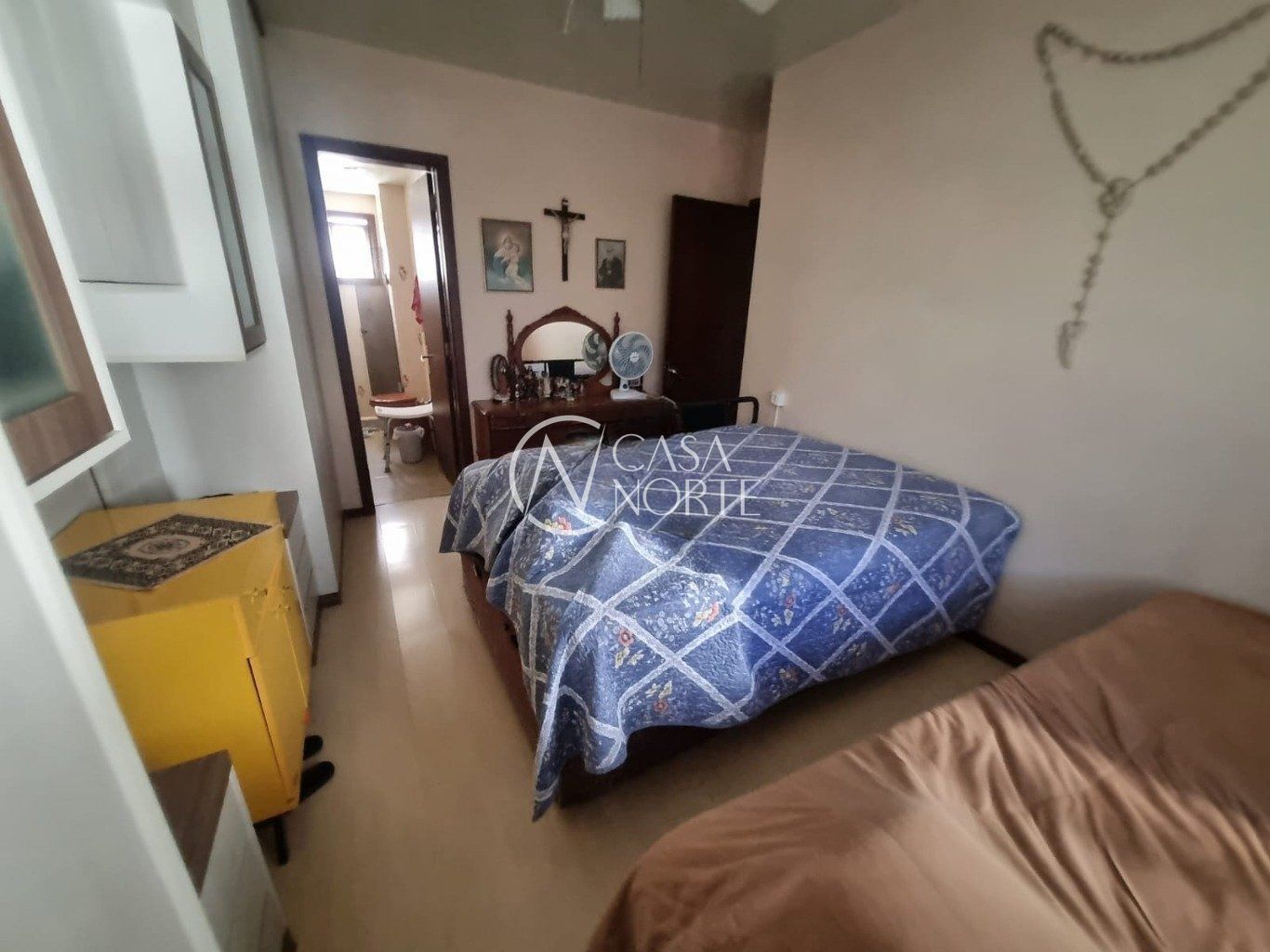 Apartamento à venda com 3 quartos, 101m², 1 suíte, 1 vaga, Rua Peri Machado no bairro Menino Deus em Porto Alegre