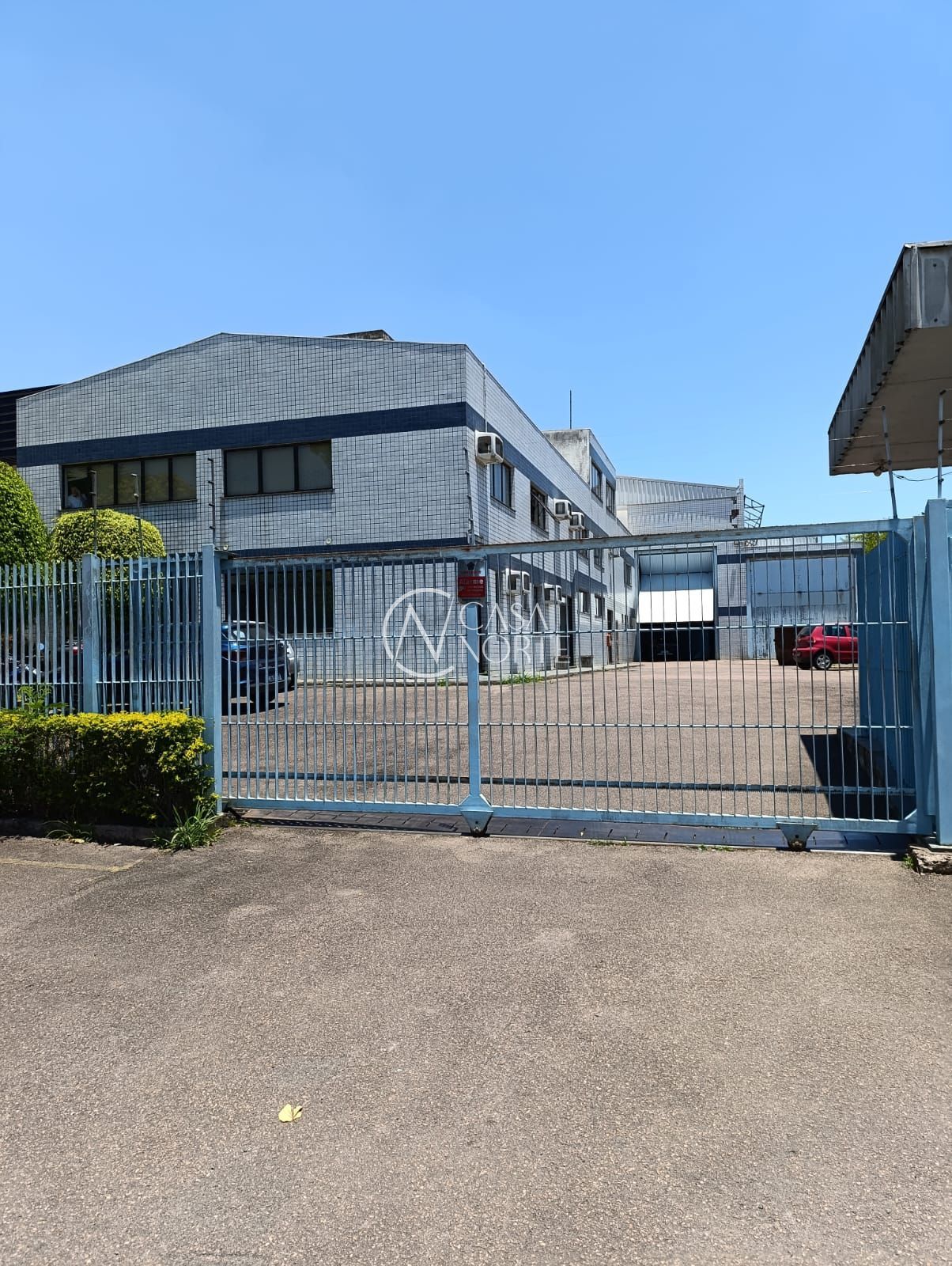 Pavilhão à venda com 5 quartos, 2500m², 20 vagas, Beco José Paris no bairro Sarandi em Porto Alegre