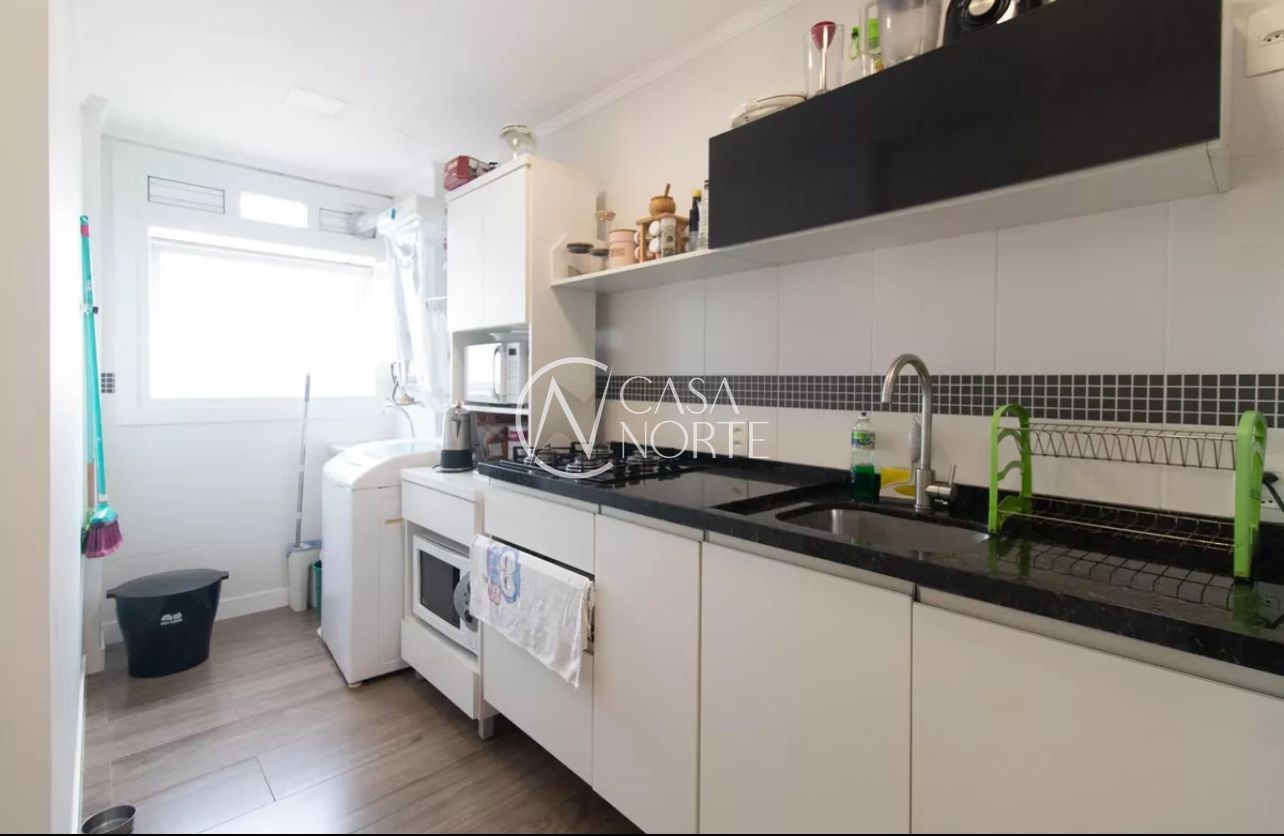 Apartamento à venda com 2 quartos, 69m², 1 suíte, 2 vagas, Rua Delfino Riet no bairro Santo Antônio em Porto Alegre