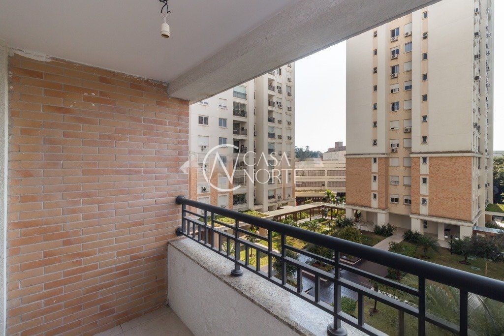 Apartamento à venda com 3 quartos, 81m², 1 suíte, 1 vaga, Rua Jari no bairro Passo da Areia em Porto Alegre