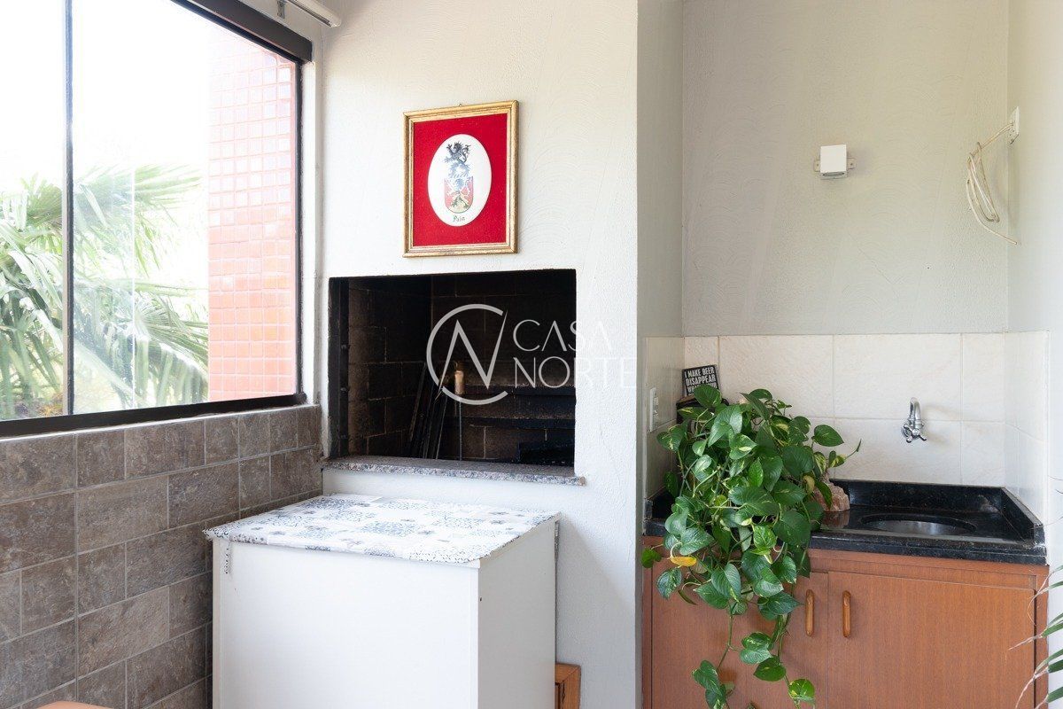 Apartamento à venda com 3 quartos, 120m², 1 suíte, 2 vagas, Avenida João Xxiii no bairro São Sebastião em Porto Alegre