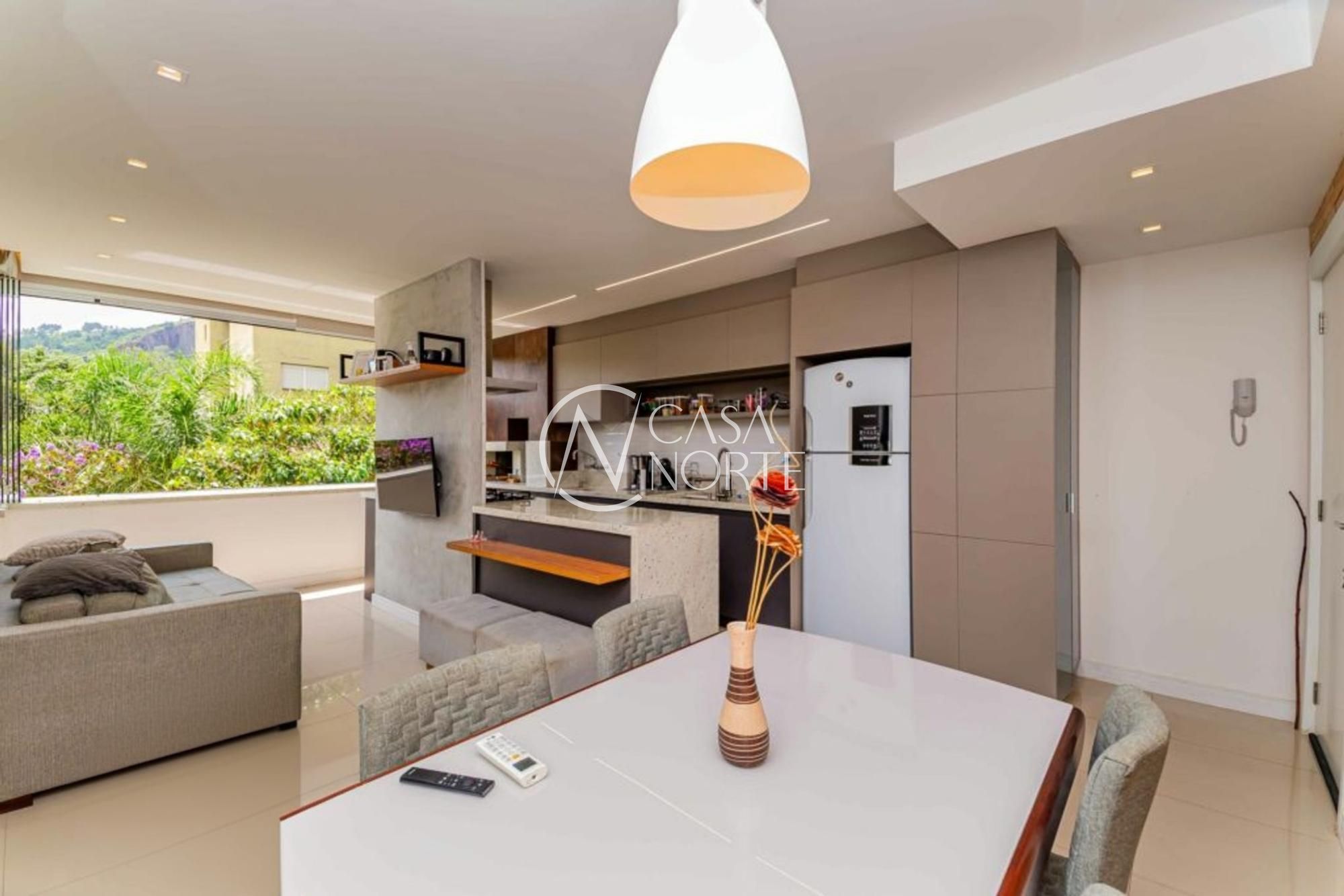 Apartamento à venda com 3 quartos, 79m², 1 suíte, 1 vaga, Rua Irmão Norberto Francisco Rauch no bairro Jardim Carvalho em Porto Alegre