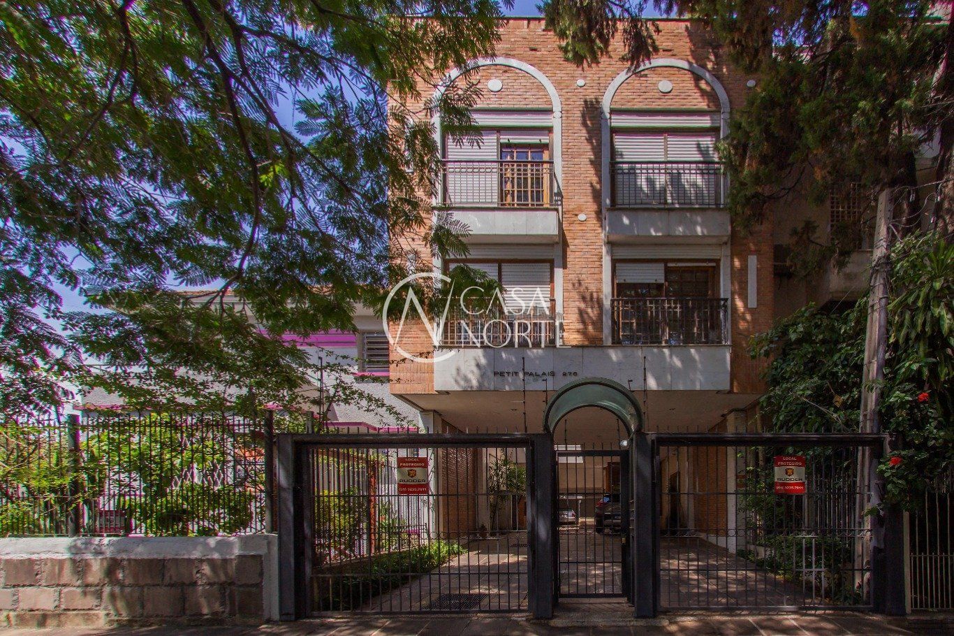 Apartamento à venda com 2 quartos, 65m², 1 suíte, 1 vaga, Rua São Manoel no bairro Rio Branco em Porto Alegre