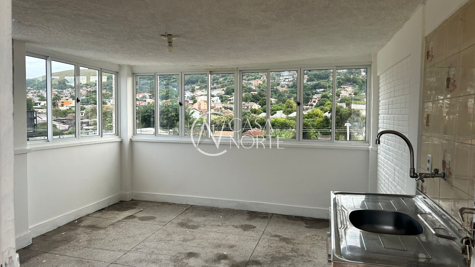 Apartamento à venda com 2 quartos, 59m², Rua João Bonuma no bairro Partenon em Porto Alegre