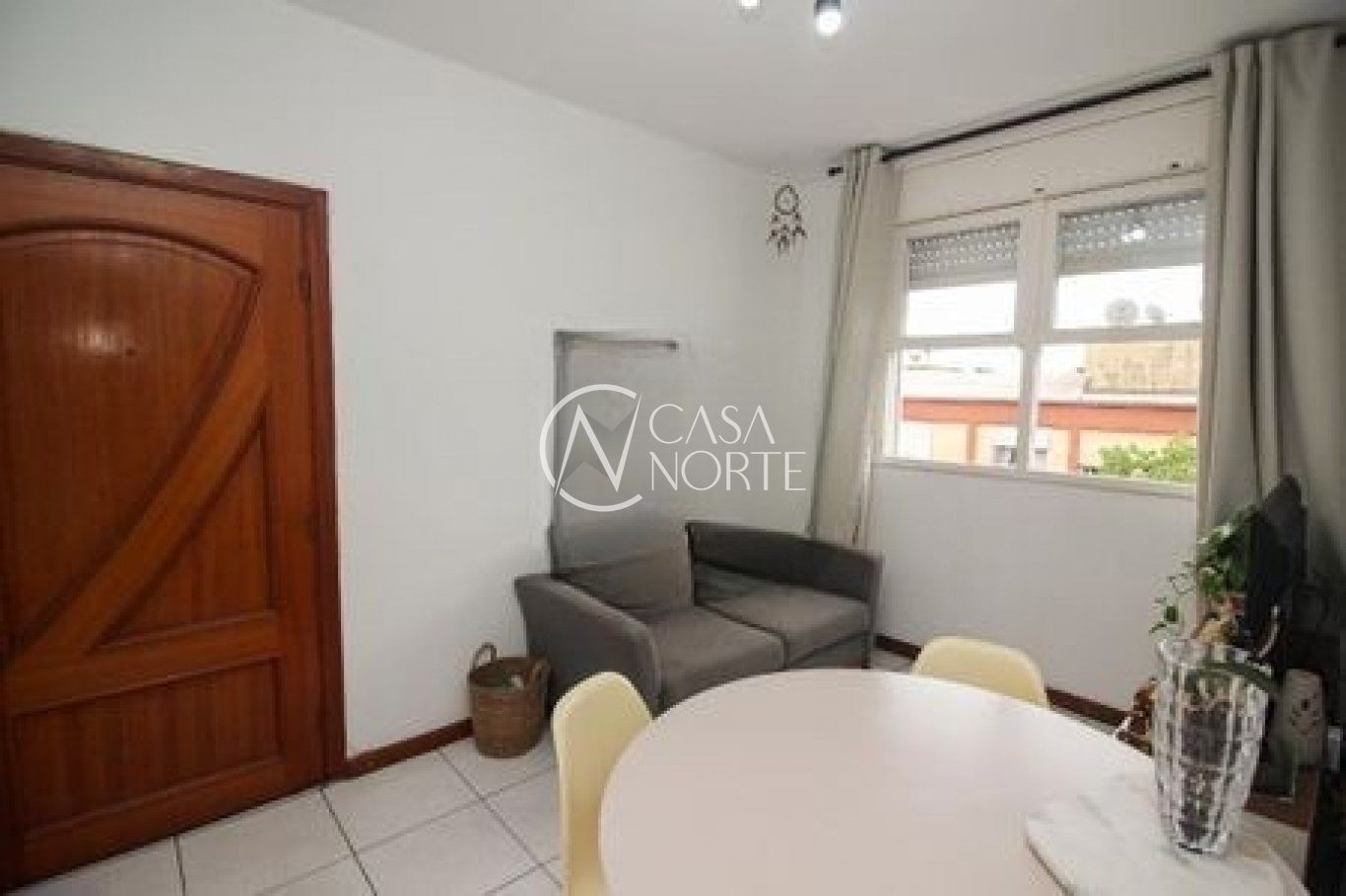 Apartamento à venda com 2 quartos, 48m², Travessa Escobar no bairro Camaquã em Porto Alegre