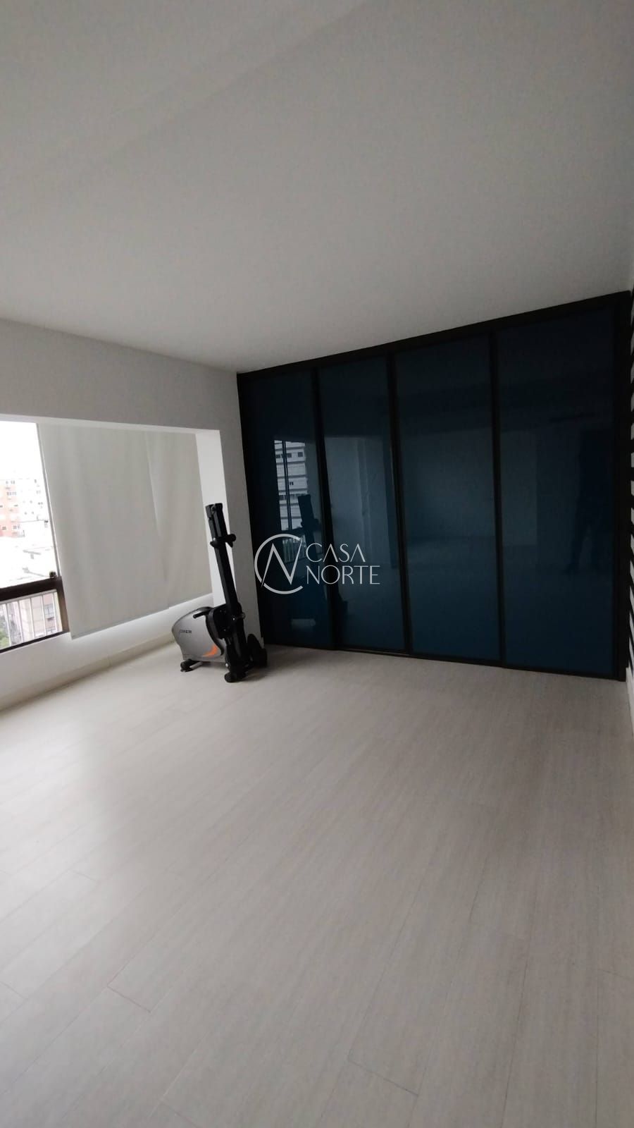 Apartamento à venda com 3 quartos, 102m², 1 suíte, Rua Ramiro Barcelos no bairro Rio Branco em Porto Alegre