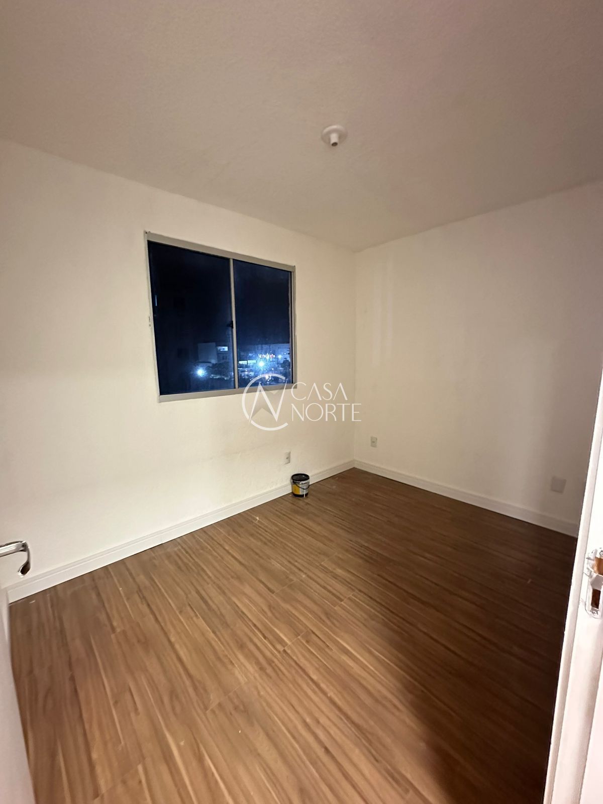 Apartamento à venda com 2 quartos, 42m², 1 vaga, Rua Irmã Teresilda Steffen no bairro Mário Quintana em Porto Alegre