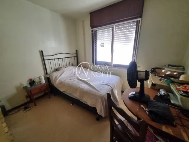Apartamento à venda com 3 quartos, 101m², 1 suíte, 1 vaga, Rua Peri Machado no bairro Menino Deus em Porto Alegre