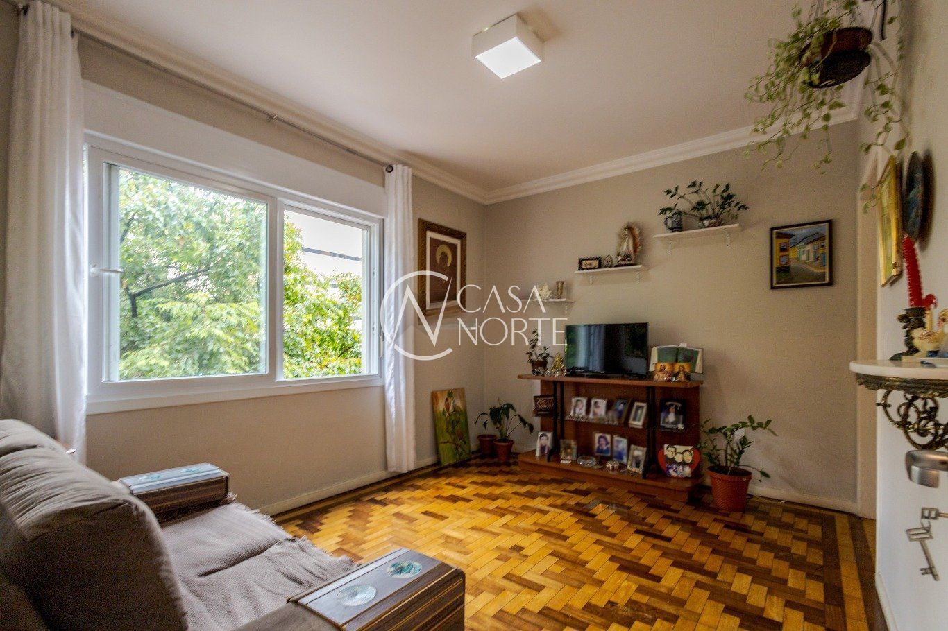 Apartamento à venda com 2 quartos, 71m², Avenida Cristóvão Colombo no bairro Floresta em Porto Alegre