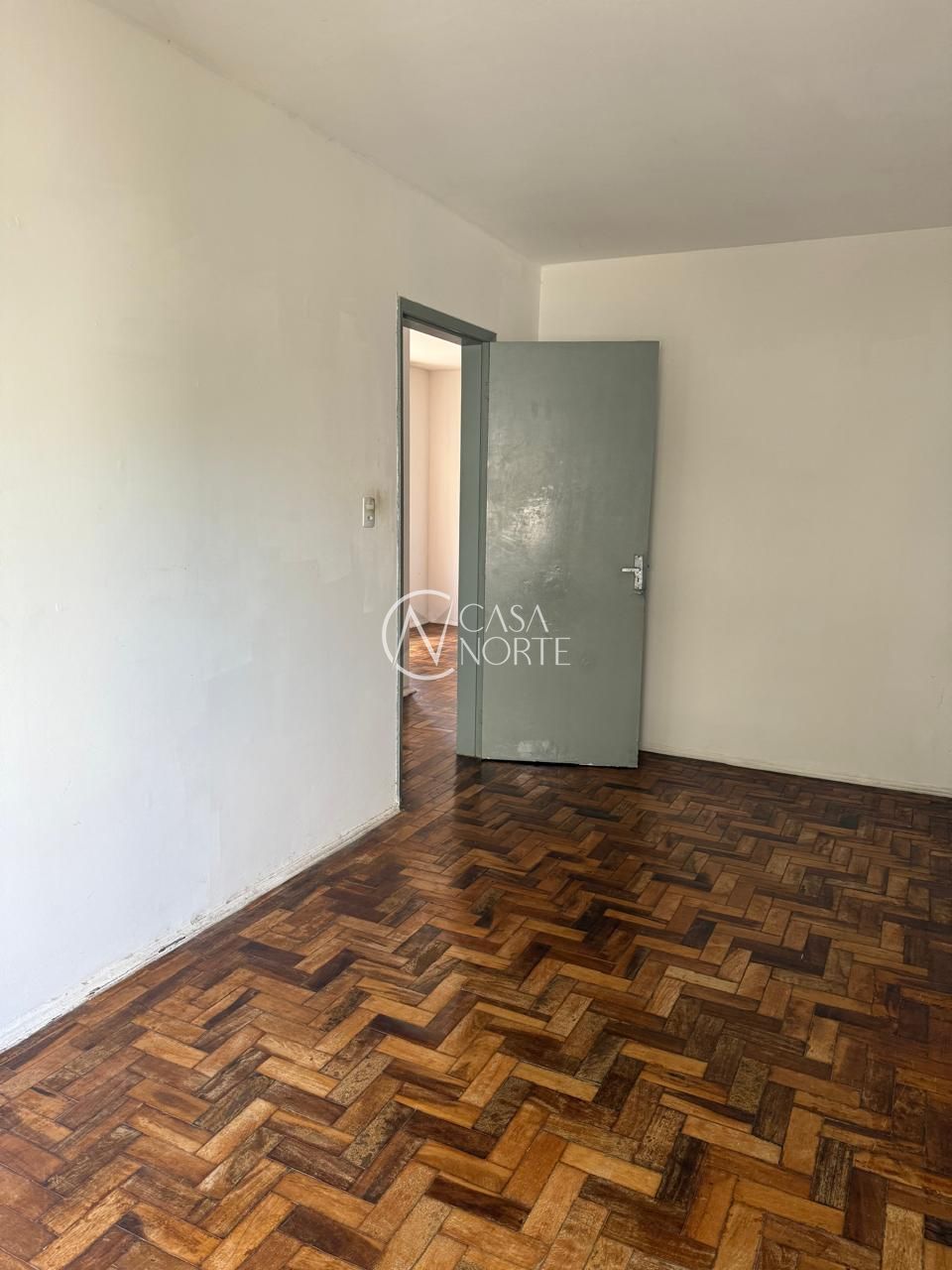 Apartamento à venda com 2 quartos, 58m², Rua Eurico Lara no bairro Medianeira em Porto Alegre