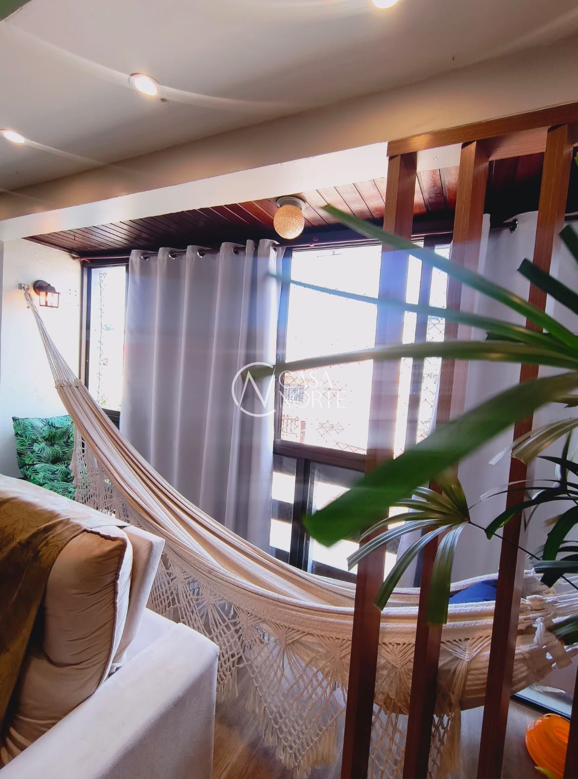 Apartamento à venda com 2 quartos, 104m², 1 suíte, 2 vagas, Rua Arnaldo Balve no bairro Jardim Itu em Porto Alegre