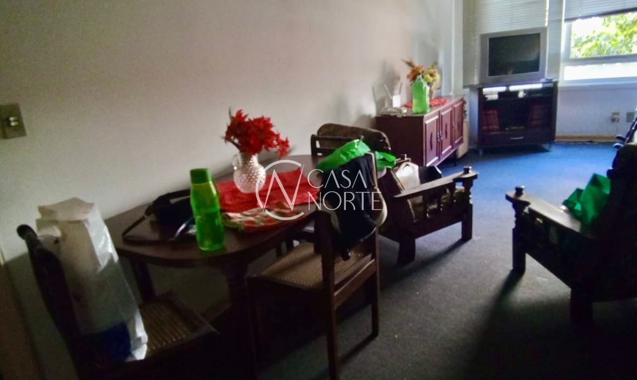 Apartamento à venda com 3 quartos, 69m², 1 suíte, 1 vaga, Rua Câncio Gomes no bairro Floresta em Porto Alegre