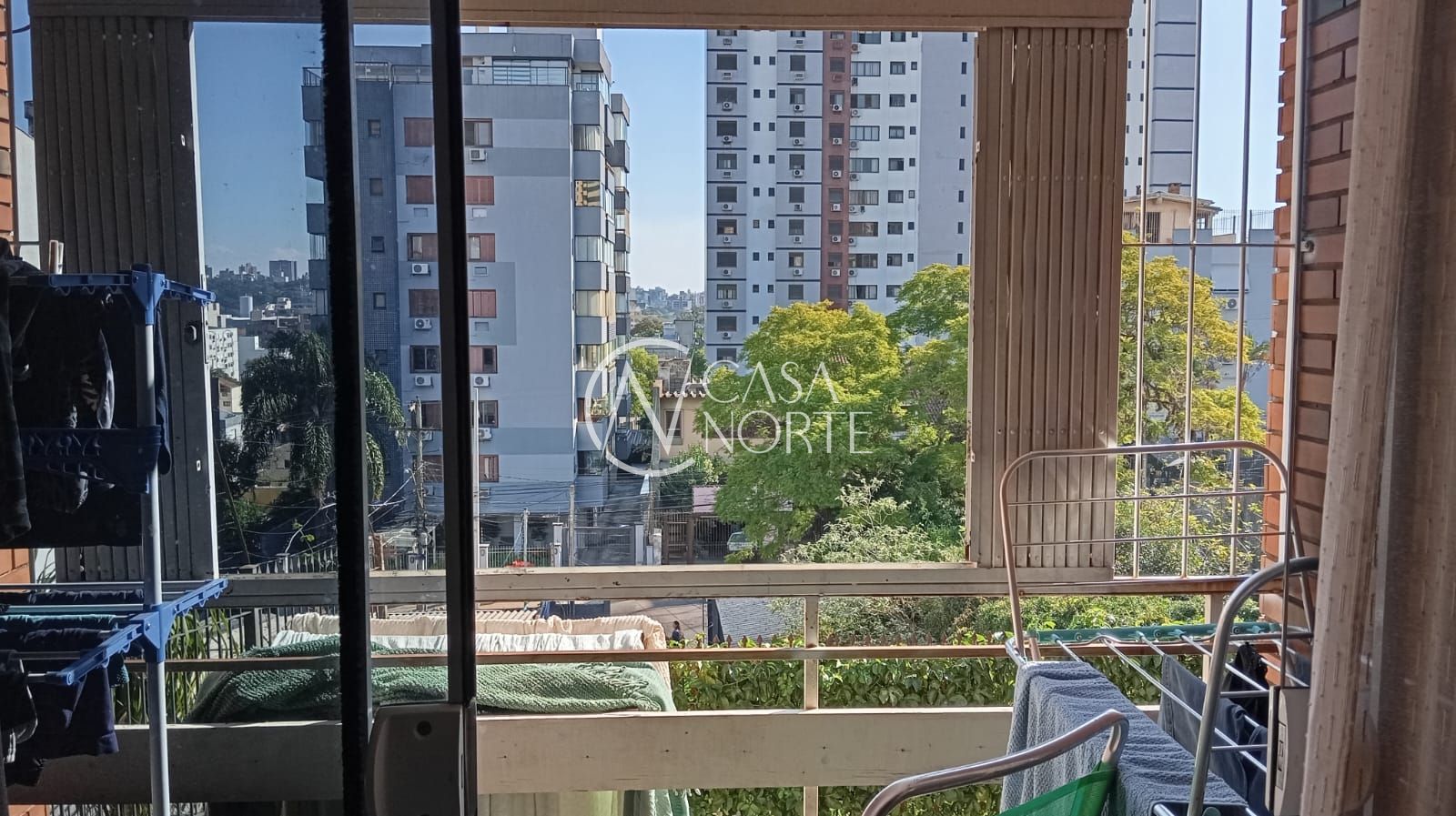 Apartamento à venda com 3 quartos, 108m², 1 suíte, 2 vagas, Rua Edmundo Bastian no bairro Cristo Redentor em Porto Alegre