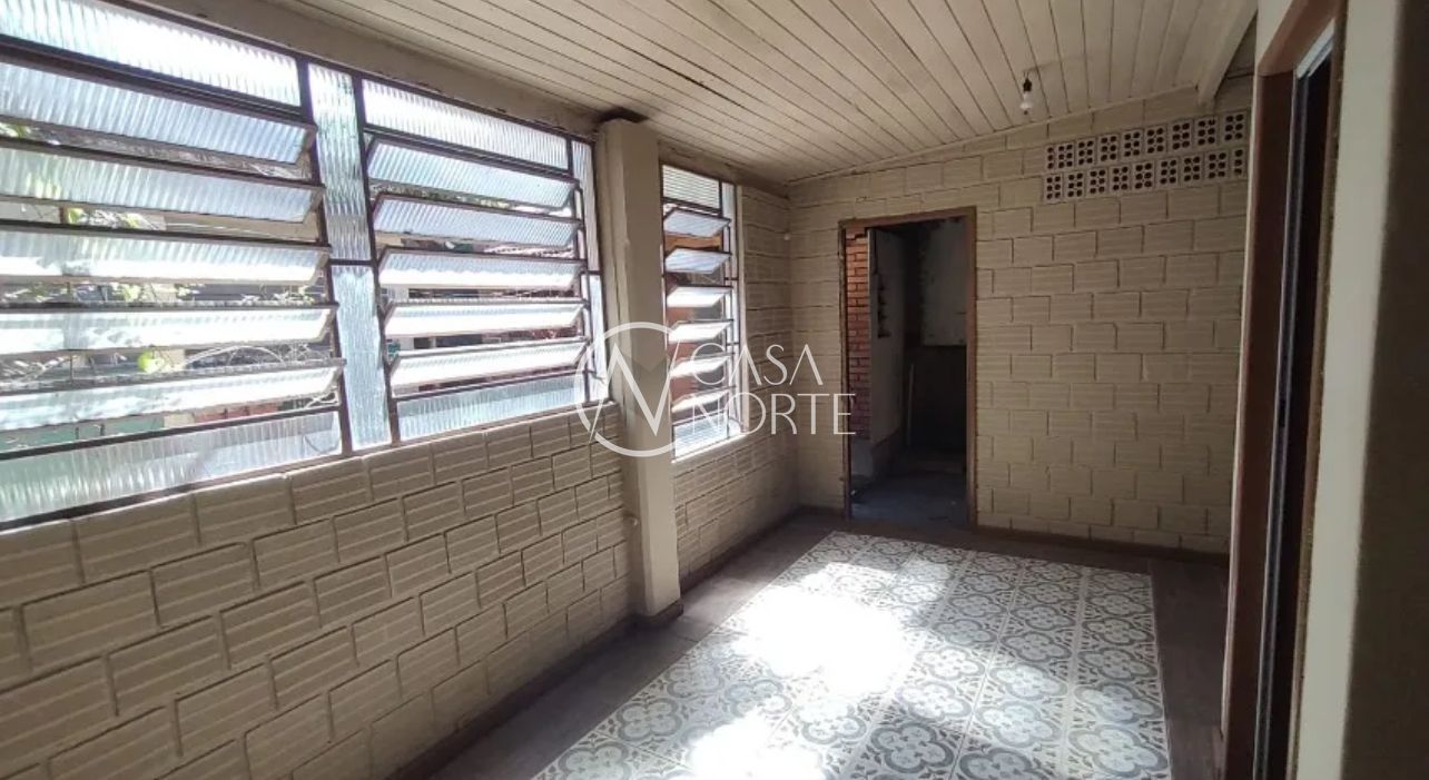 Casa à venda com 3 quartos, 100m², 1 suíte, 3 vagas, Rua Coronel Manoel de Faria Corrêa no bairro Jardim Sabará em Porto Alegre