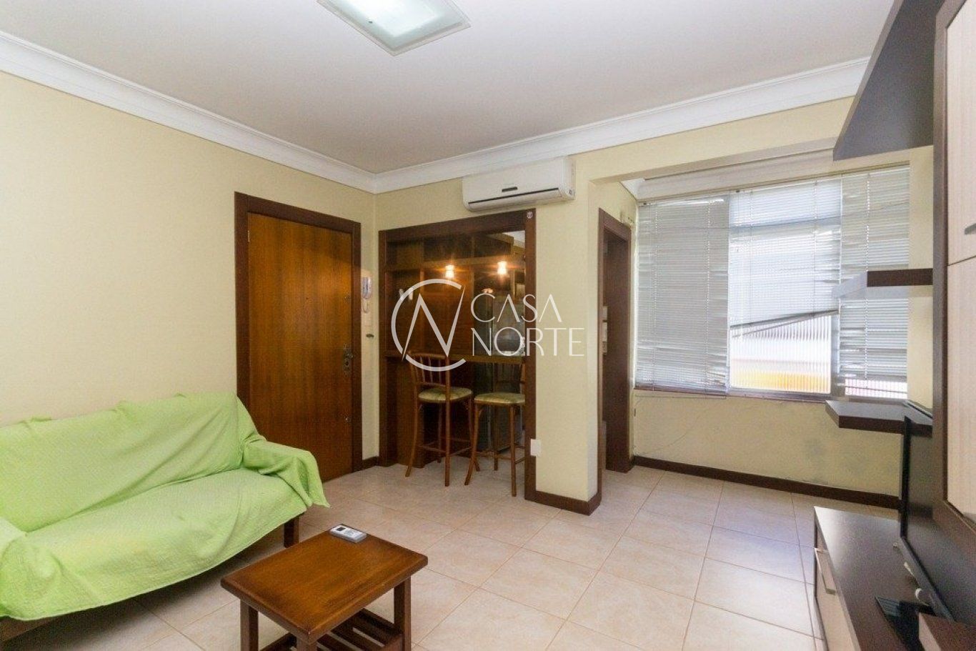 Apartamento à venda com 2 quartos, 58m², 1 suíte, 1 vaga, Rua General Lima e Silva no bairro Centro Histórico em Porto Alegre