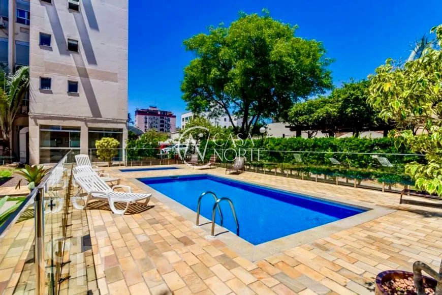 Apartamento à venda com 3 quartos, 63m², 1 suíte, 1 vaga, Rua Engenheiro Sadi Castro no bairro Sarandi em Porto Alegre