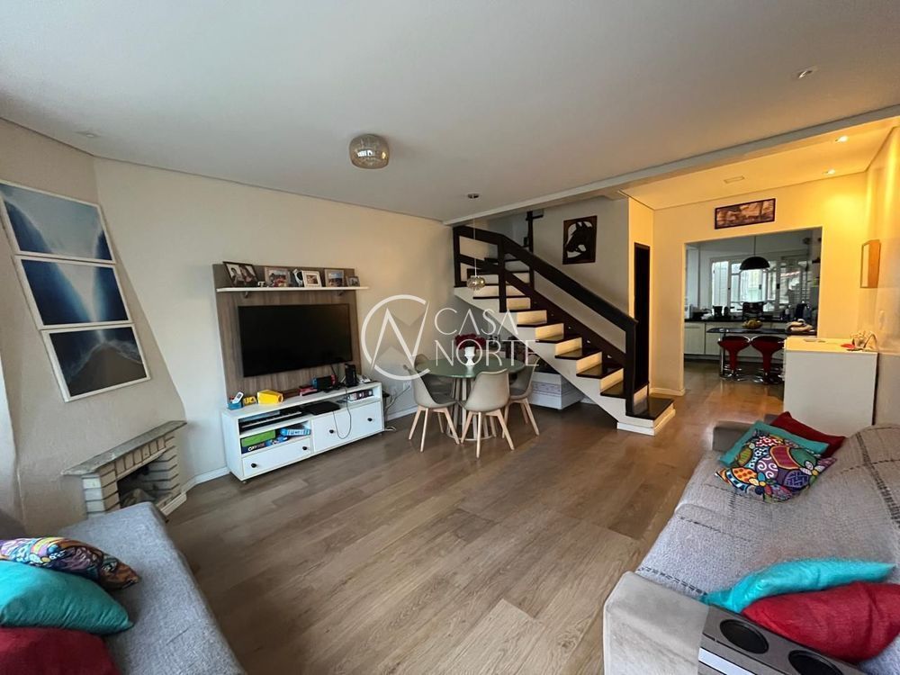 Apartamento à venda com 3 quartos, 114m², 2 suítes, 2 vagas, Alameda Três de Outubro no bairro Sarandi em Porto Alegre