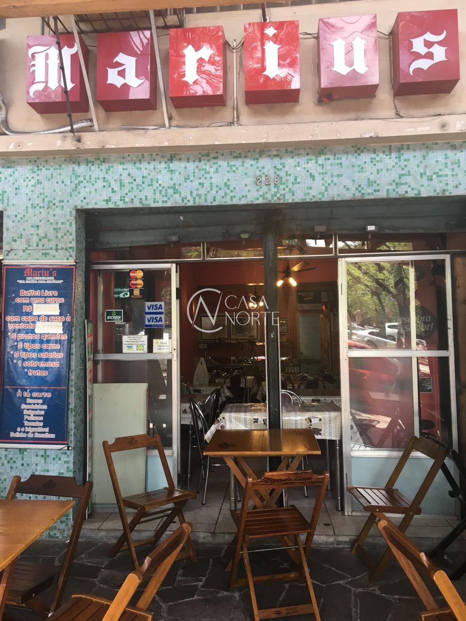 Ponto Comercial à venda com 1 quarto, 100m², Avenida Osvaldo Aranha no bairro Bom Fim em Porto Alegre