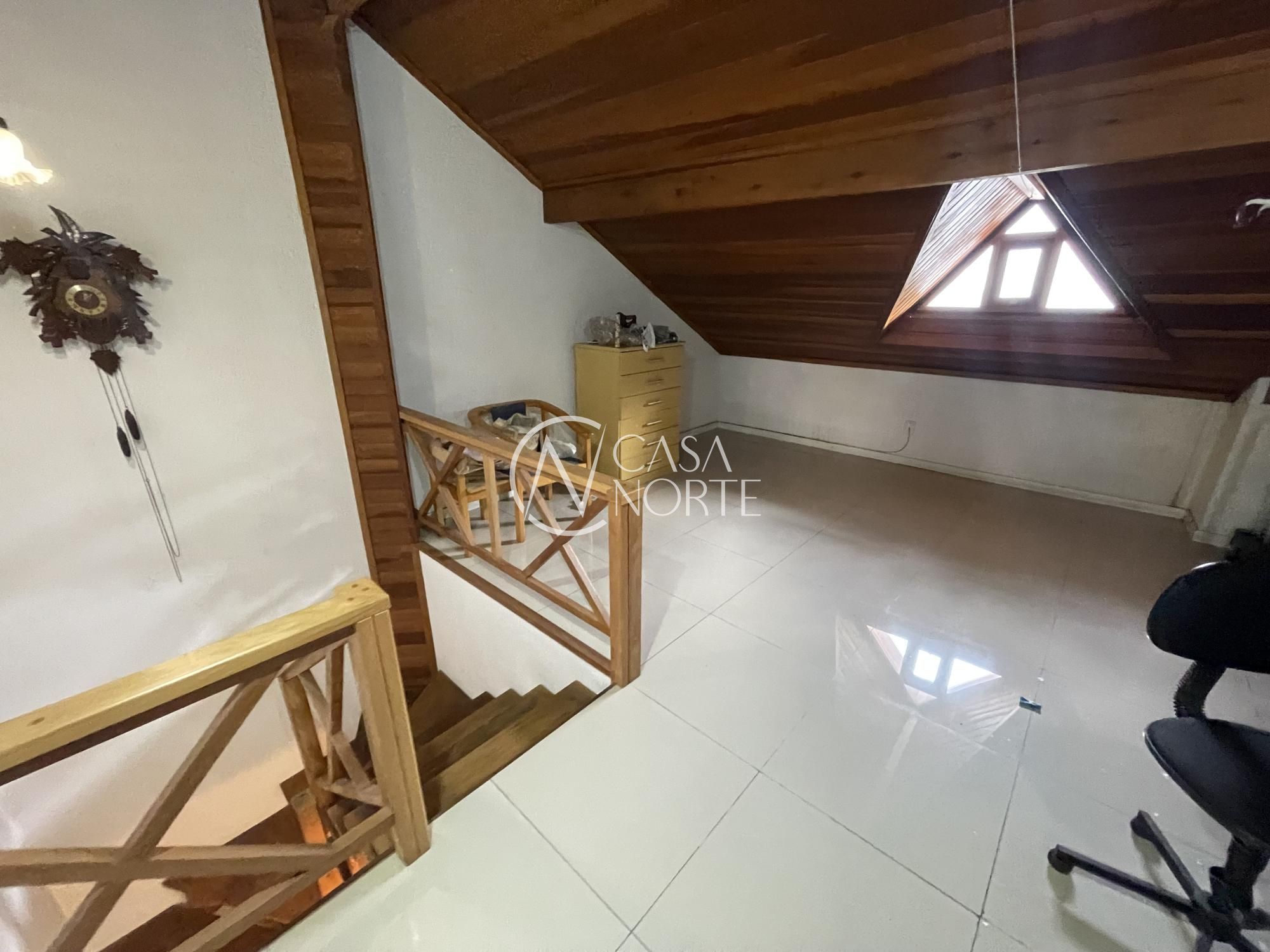 Casa de Condomínio à venda com 3 quartos, 150m², 1 suíte, 2 vagas, Rua Monte Flor no bairro Jardim Floresta em Porto Alegre