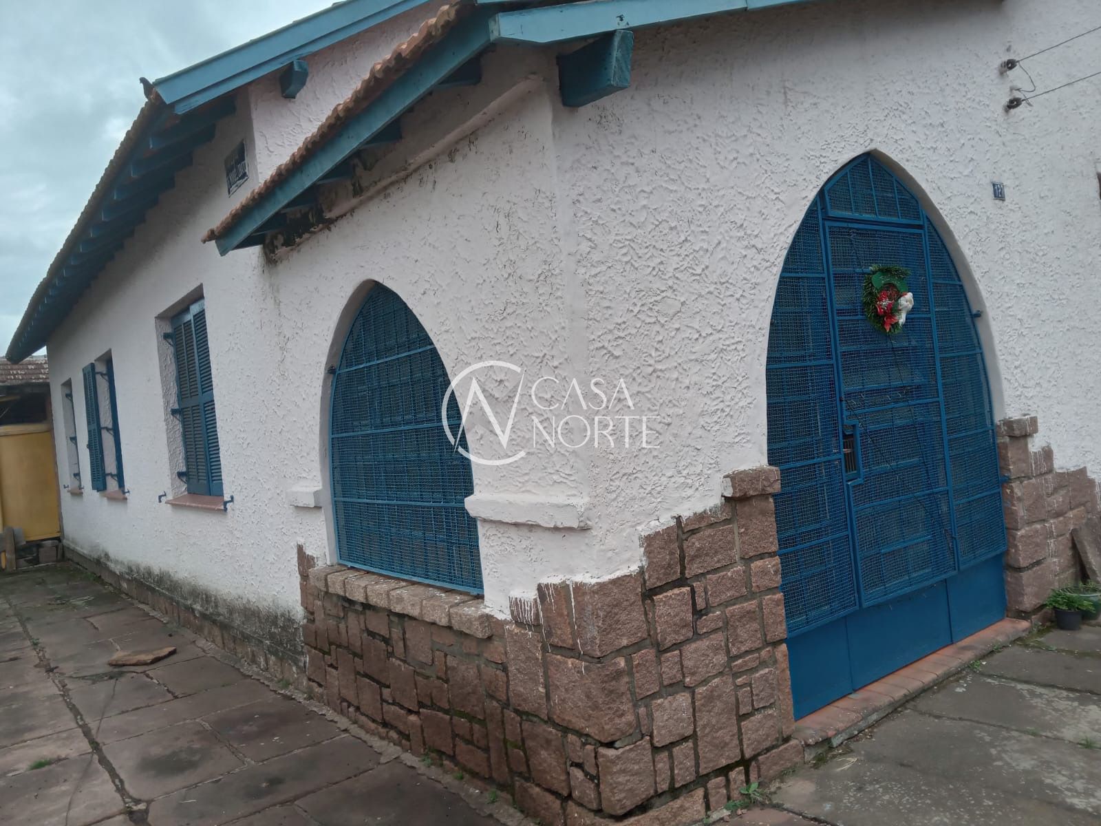 Casa à venda com 3 quartos, 106m², 1 suíte, 3 vagas, Rua Abelardo Marques no bairro Santa Tereza em Porto Alegre