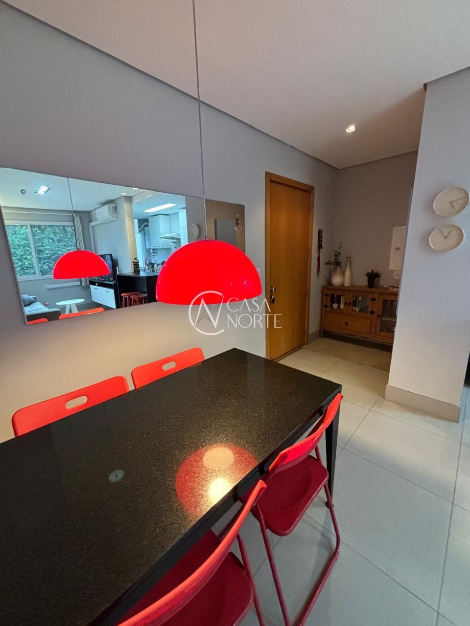 Apartamento à venda com 2 quartos, 56m², 1 suíte, 2 vagas, Avenida Bento Gonçalves no bairro Partenon em Porto Alegre