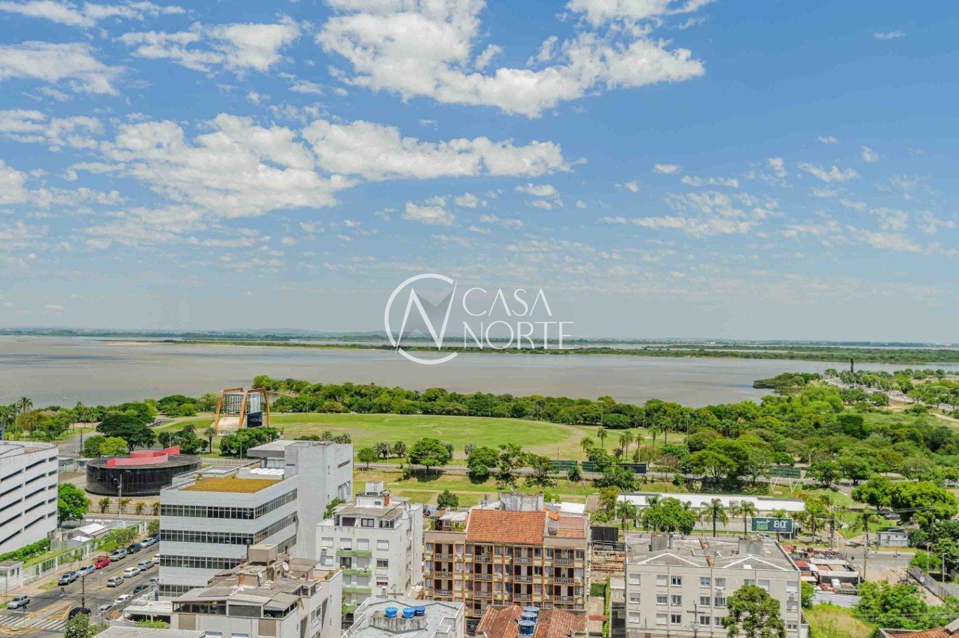 Sala Comercial à venda com 2 quartos, 74m², 2 vagas, Avenida Borges de Medeiros no bairro Praia de Belas em Porto Alegre