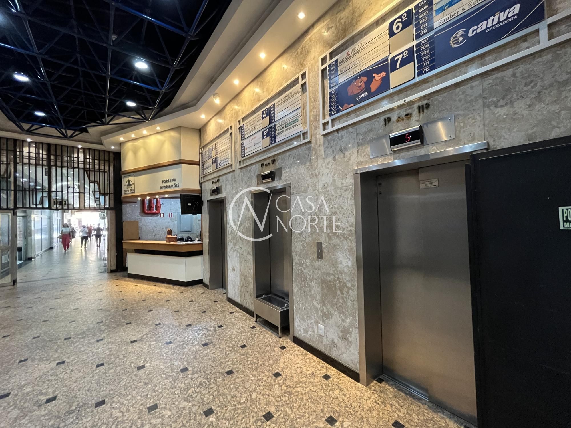 Conjunto Comercial à venda com 2 quartos, 130m², Rua dos Andradas no bairro Centro Histórico em Porto Alegre