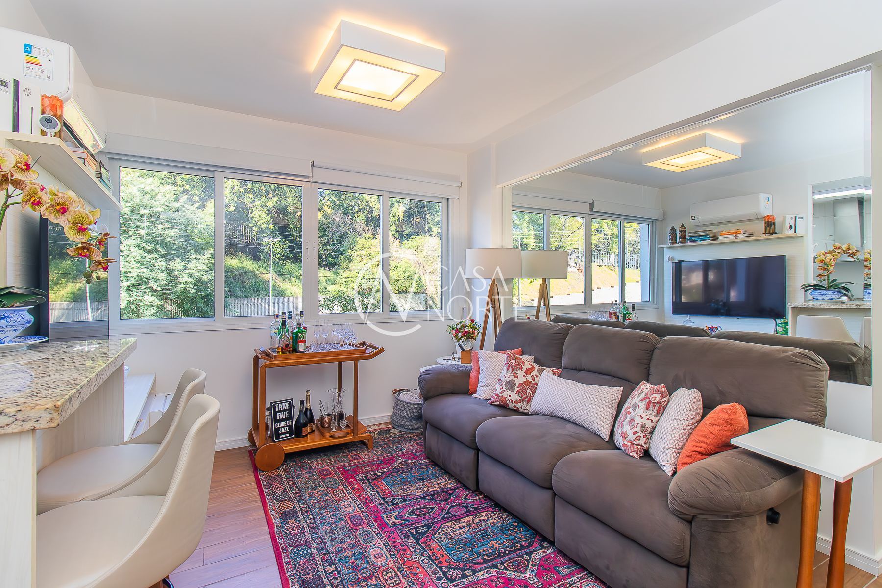 Apartamento à venda com 2 quartos, 50m², 1 vaga, Avenida Florianópolis no bairro Azenha em Porto Alegre