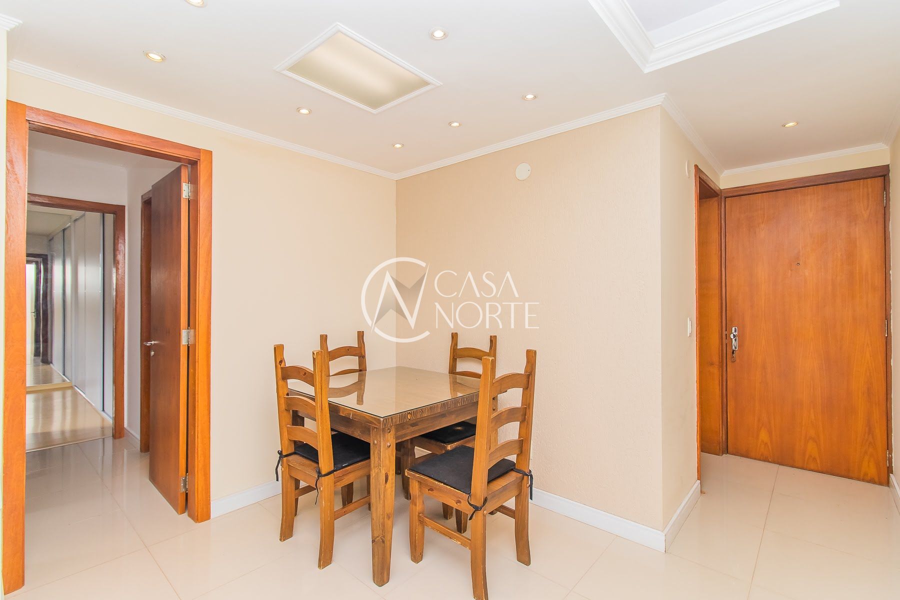 Apartamento à venda com 2 quartos, 55m², 1 vaga, Avenida Sarandi no bairro Sarandi em Porto Alegre