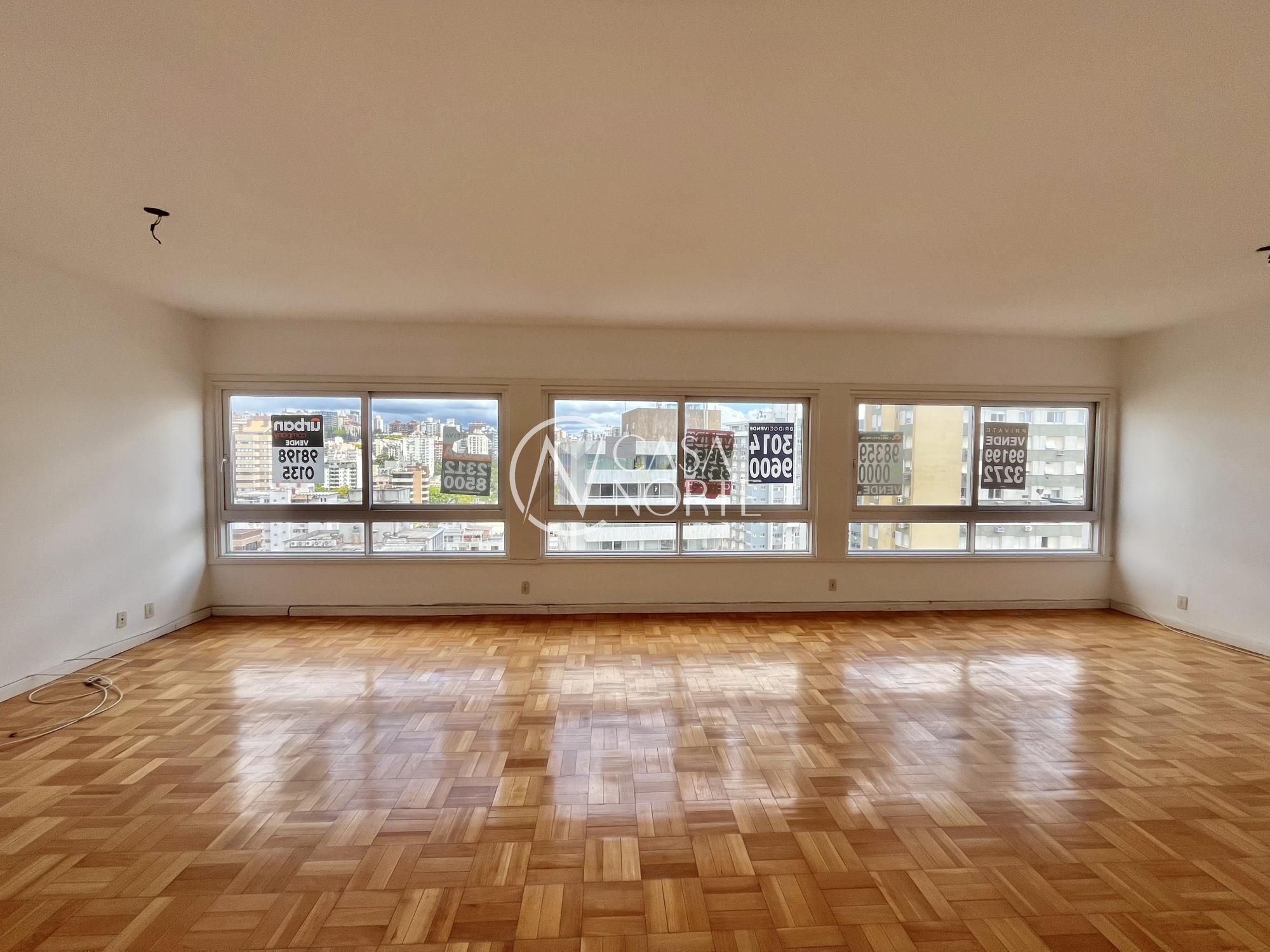 Apartamento à venda com 3 quartos, 167m², 1 suíte, 1 vaga, Rua Vinte e Quatro de Outubro no bairro Moinhos de Vento em Porto Alegre