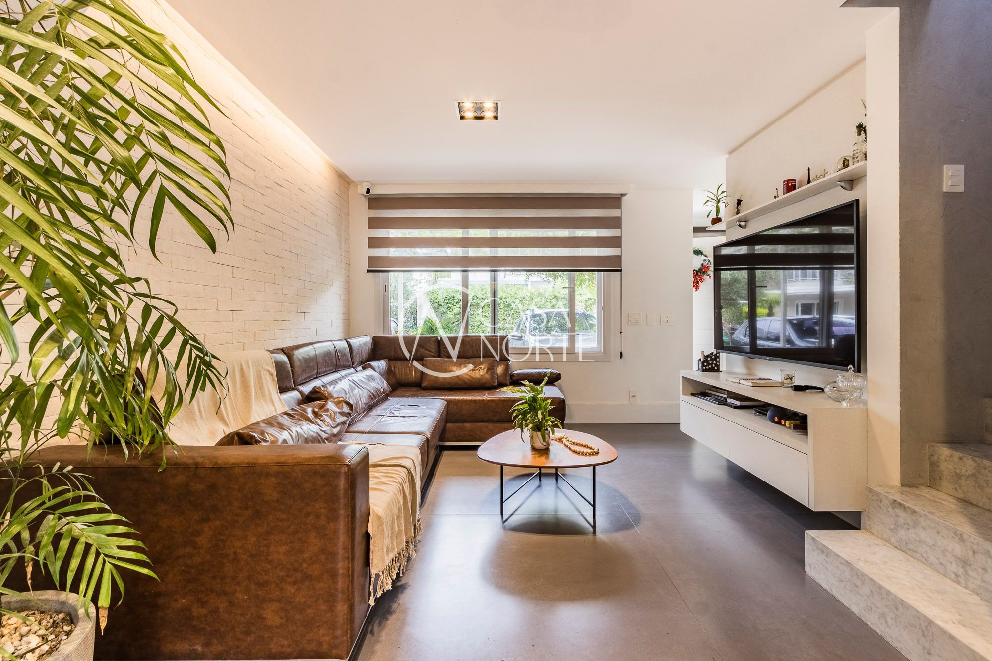 Casa de Condomínio à venda com 3 quartos, 120m², 1 suíte, 2 vagas, João Salomoni no bairro Vila Nova em Porto Alegre