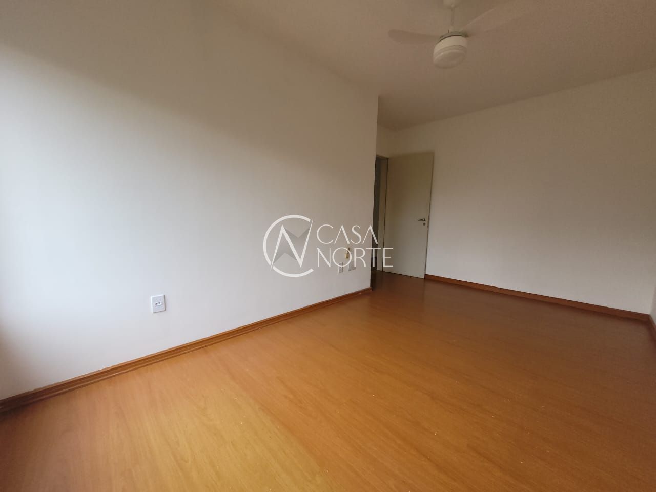 Apartamento à venda com 2 quartos, 62m², 1 vaga, Rua Fernando Cortez no bairro Cristo Redentor em Porto Alegre