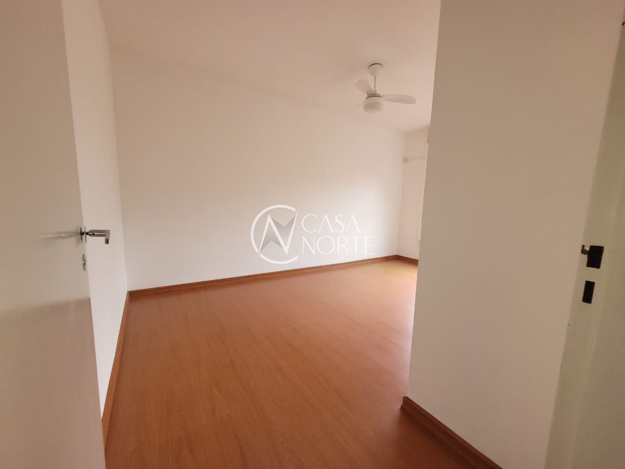 Apartamento à venda com 2 quartos, 62m², 1 vaga, Rua Fernando Cortez no bairro Cristo Redentor em Porto Alegre